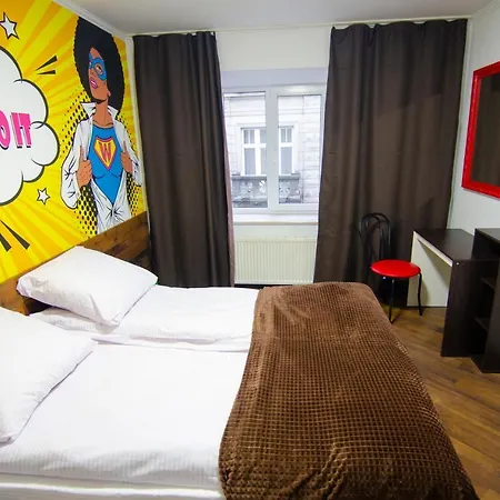Pop Art Rynok Sq Auberge de jeunesse *