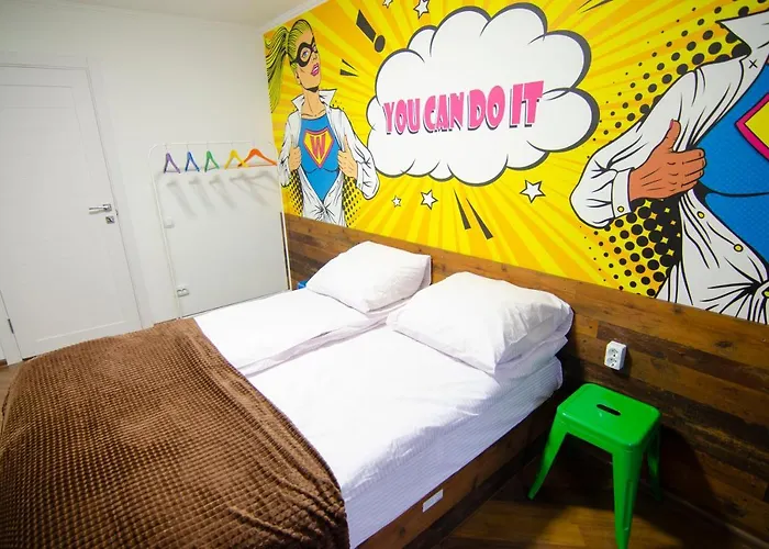 Hostel Pop Art Rynok Sq
