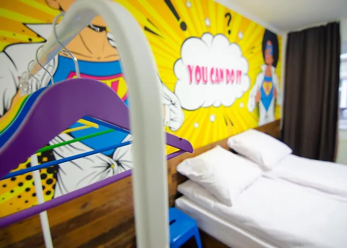 Hostel Pop Art Rynok Sq *