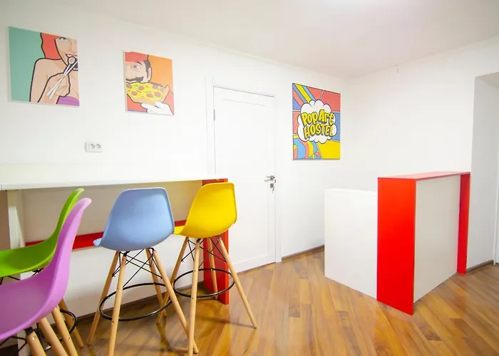 Pop Art Rynok Sq Hostel